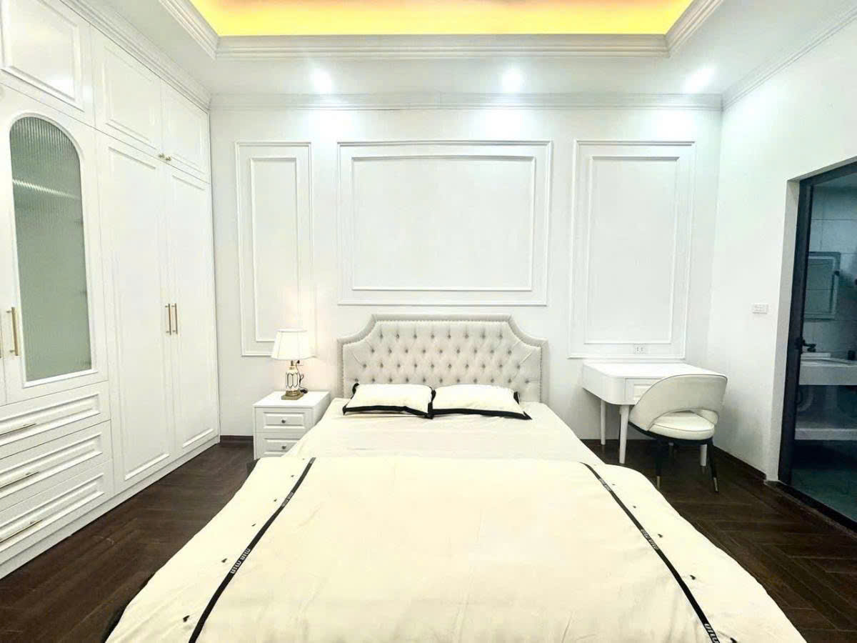 PHỐ NGỌC HÀ - NỘI THẤT TÂN CỔ ĐIỂN - LÔ GÓC DT 34m2 5 tầng MT 4m Giá 9.8 tỷ - Ảnh 1