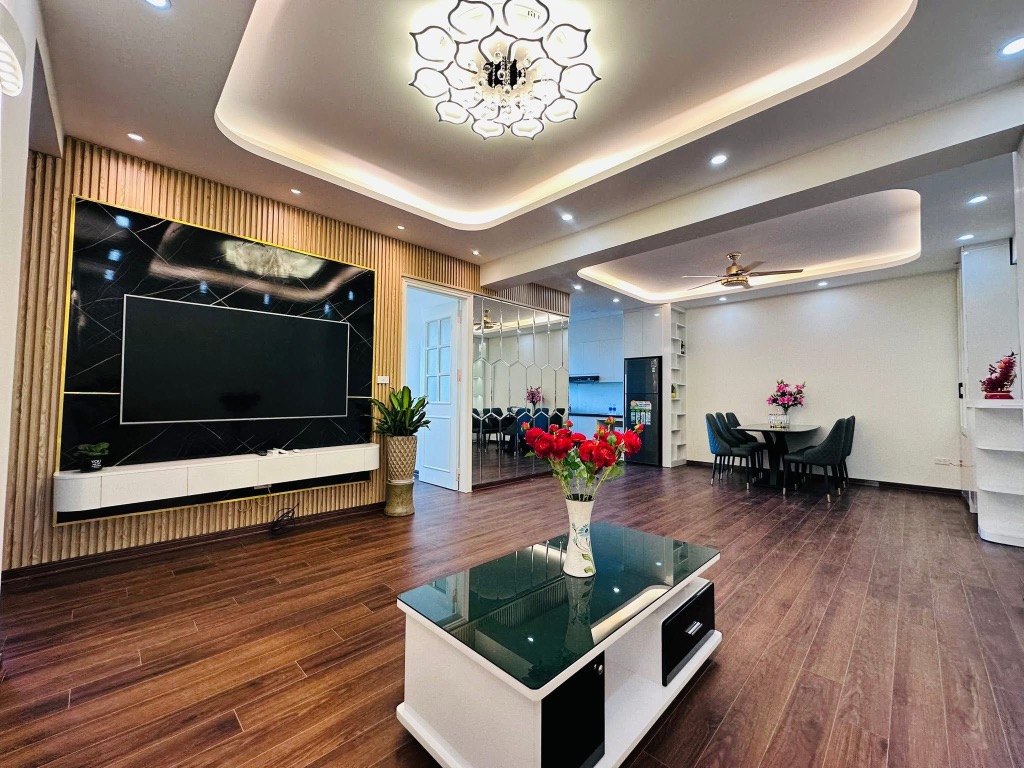 (Tin thật 100%) CH 97m2 x 3PN tại CT20 KĐT mới Việt Hưng - Ban công Đông Bắc - Nội thất 600 triệu - Ảnh chính