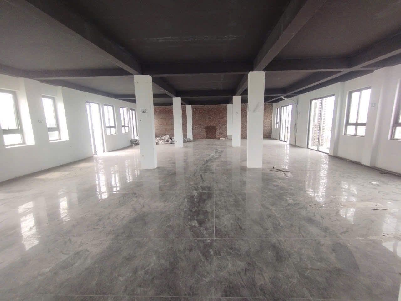TOÀ VĂN PHÒNG - THE MANOR CENTRAL PARK VỊ TRÍ ĐẮC ĐỊA KINH DOANH SẦM UẤT. DT 225M2 GIÁ 82 TỶ - Ảnh 2