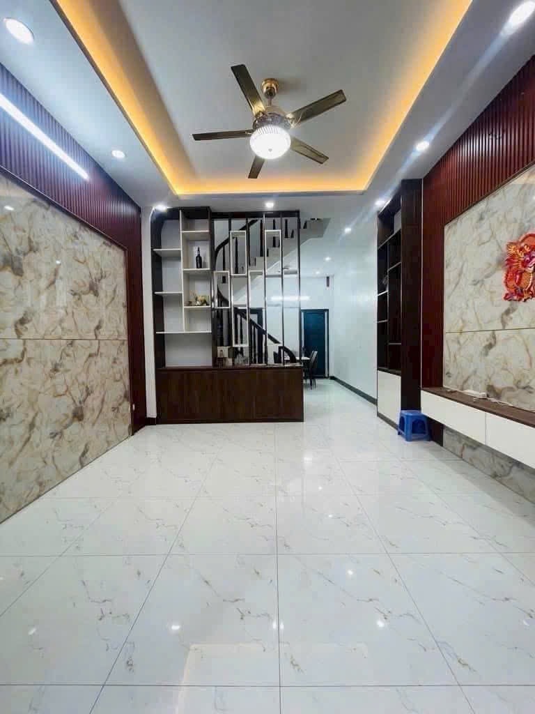 BÁN NHÀ ĐẸP ĐỀN LỪ HOÀNG MAI – 43M² –5 NGỦ - AN CƯ – CHO THUÊ – GIÁ 7.1 TỶ - Ảnh chính