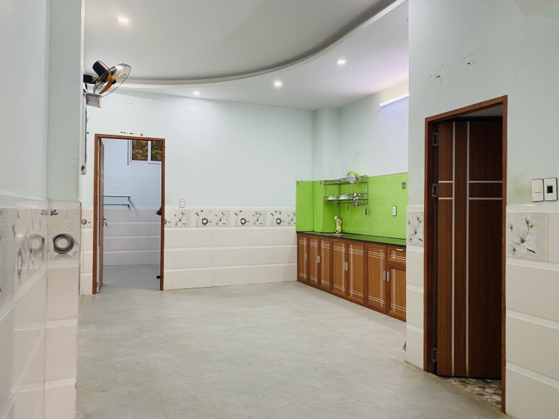 ♪Nhà Mặt Tiền Hải Châu ĐInh Công Tráng, 60m2, 2 mê cứng + sân thượng, 5.x tỷ - Ảnh 1