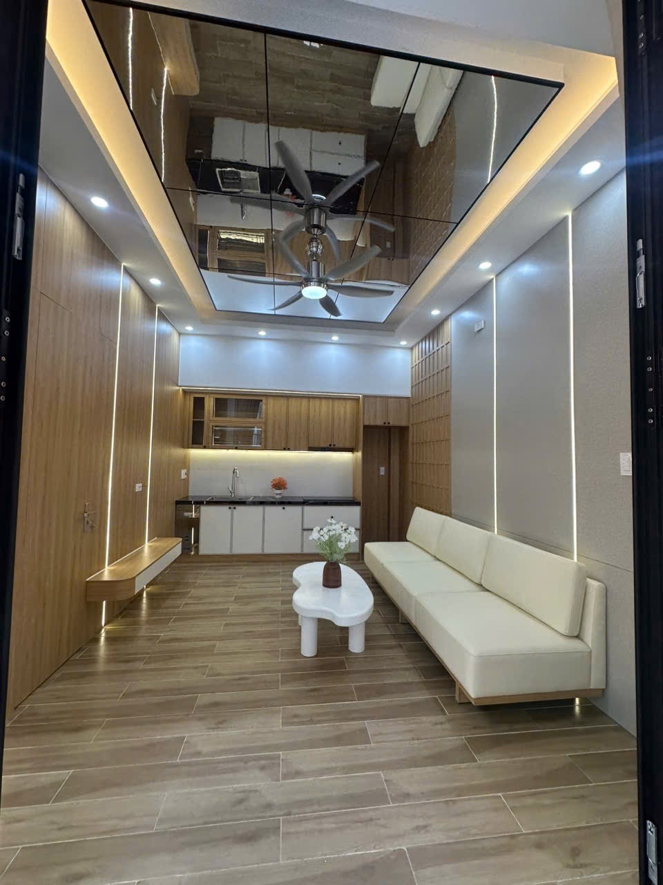 🏡 HOÀNG HOA THÁM – NHÀ 2 TẦNG – 39M² (5.6*7) – GIÁ 3.15 TỶ – THANH KHÊ – SỔ HỒNG RIÊNG  💥 Vị trí trung tâm quận Thanh Khê – gần chợ, trường học, siêu thị – khu dân cư đông đúc, an ninh tốt 🏠 - Ảnh 6