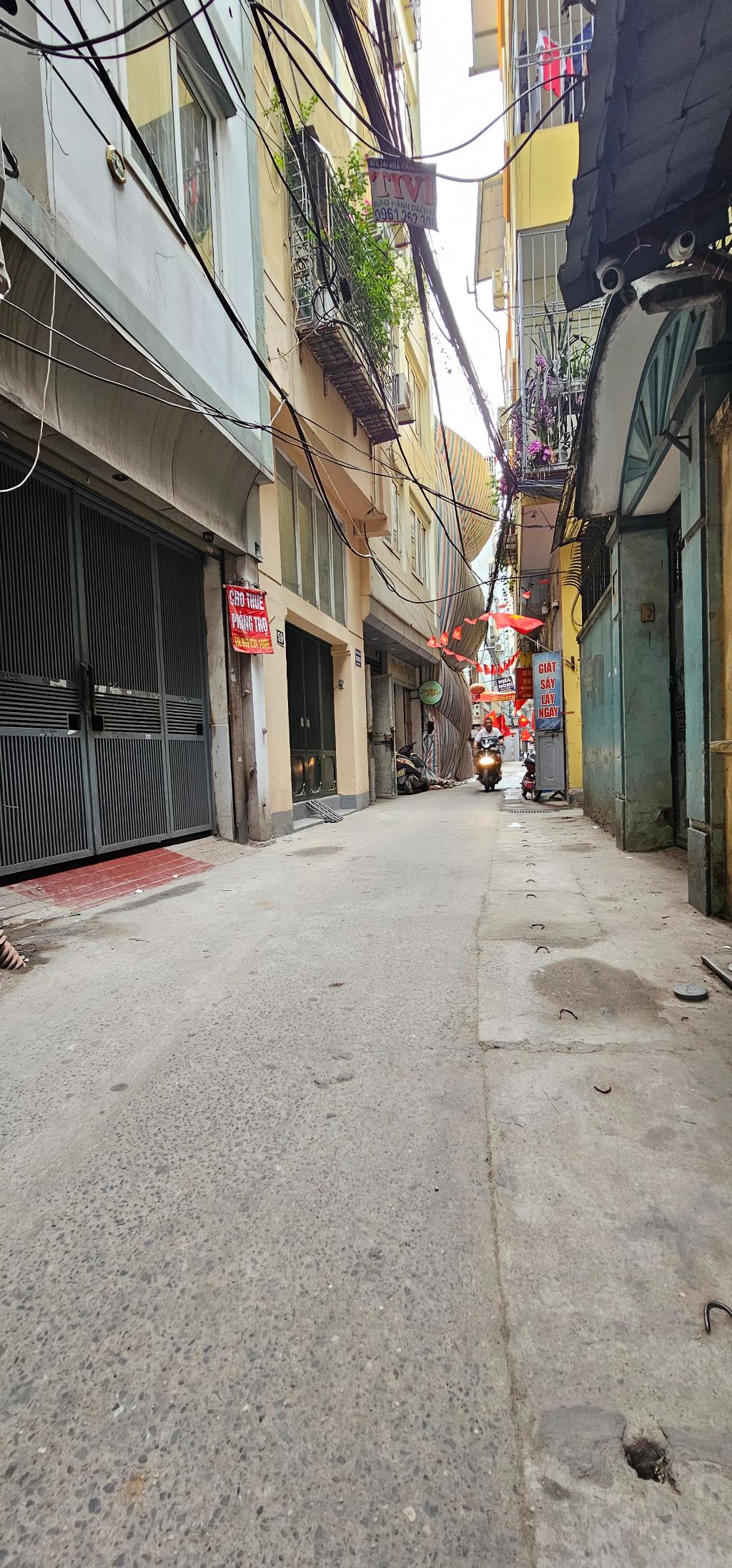 465 Vũ Tông Phan, thế đất hội tụ, đẹp như hóa, 50m ra phố, ô tô vào, kinh doanh - Ảnh 1