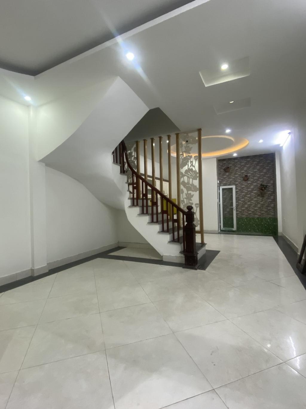BÁN NHÀ ĐỊNH CÔNG THƯỢNG, HOÀNG MAI, Ô TÔ ĐỖ CỔNG- KHU CB DÂN TRÍ CAO- 39M2- 7.58TỶ(CTL) - Ảnh chính