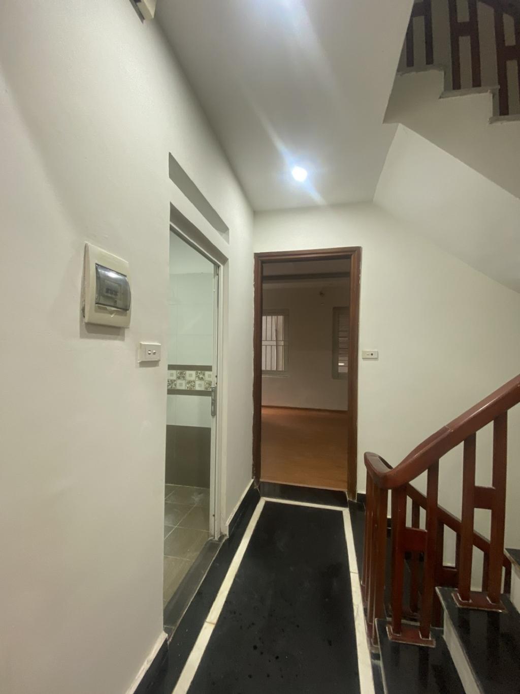 BÁN NHÀ ĐỊNH CÔNG THƯỢNG, HOÀNG MAI, Ô TÔ ĐỖ CỔNG- KHU CB DÂN TRÍ CAO- 39M2- 7.58TỶ(CTL) - Ảnh 4
