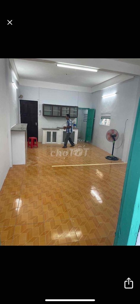 Bán Nhà Mặt Tiền 7 Hộ Ở - Nhà Tập Thể (Bán Tầng 4 + Sân thượng) Mặt Tiền Lê Văn Sỹ, Phường 1, Tân - Ảnh 2