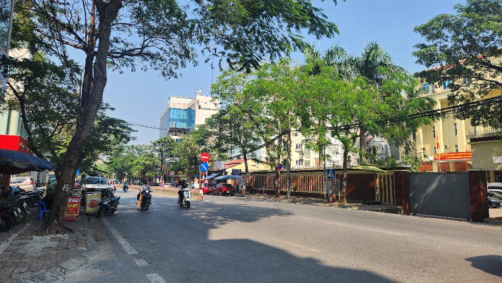 SIÊU PHẨM GẦN Ô TÔ - HỒ TÂY LỘNG GIÓ - THOANGS TRƯỚC THOÁNG SAU TIỆN ÍCH BẠT NGÀN - 50M RA MẶT PHỐ - Ảnh 4