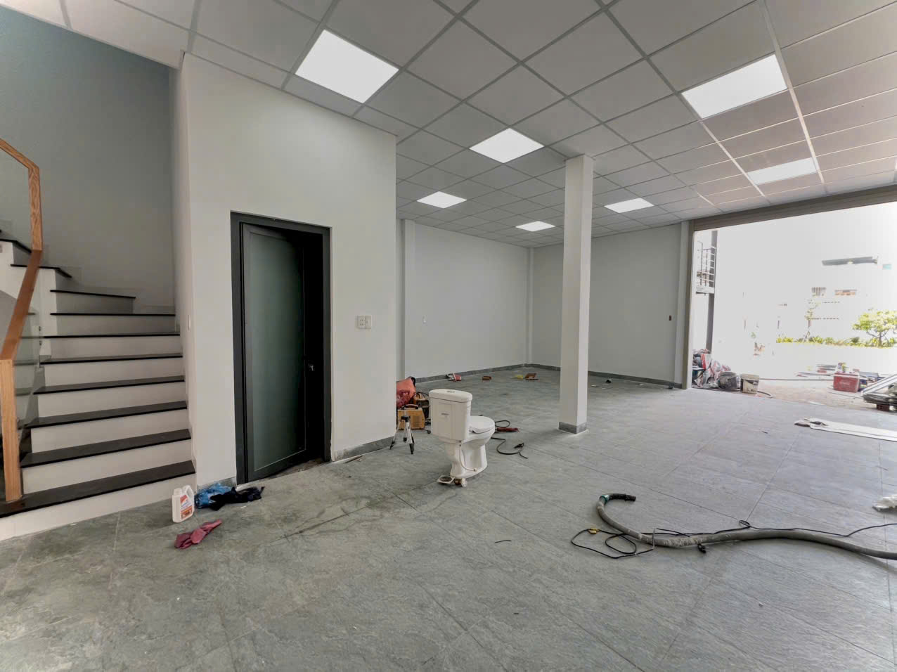 Bán nhà Mặt Tiền Đồng Khởi 400m2, vị trí siêu đẹp, gần chợ Tân Hiệp, giá 30 tỷ - Ảnh chính