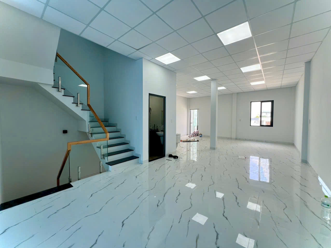 Bán nhà Mặt Tiền Đồng Khởi 400m2, vị trí siêu đẹp, gần chợ Tân Hiệp, giá 30 tỷ - Ảnh 1