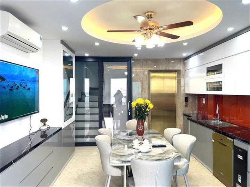 Chính chủ nhờ bán nhà mới Ngọc Thụy 50m,7 tầng,thang máy,Ngõ thông,full nội thất,hơn 13tỷ - Ảnh chính