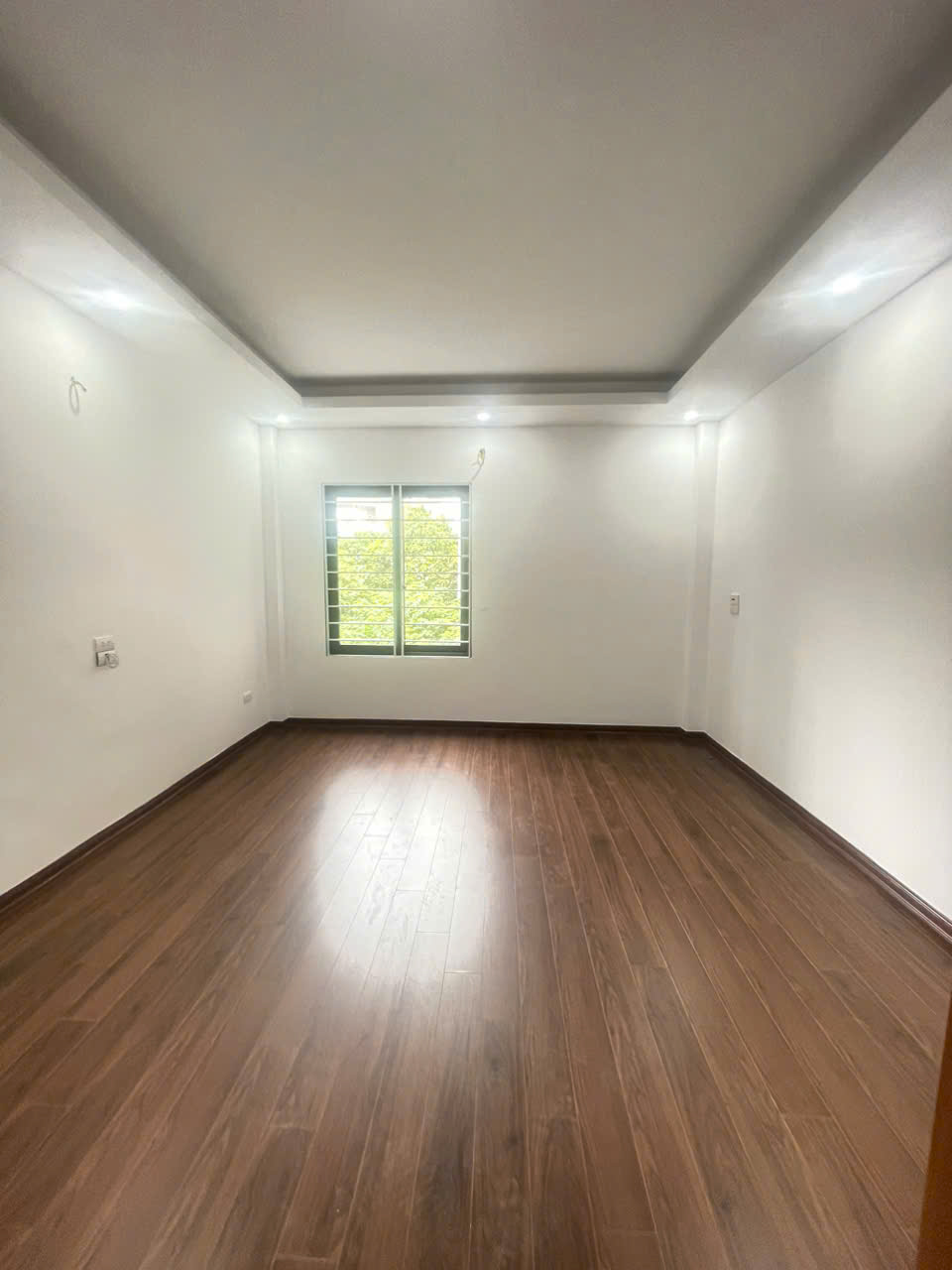 Bán nhà phố Vũ Lăng - ngũ hiệp, Thanh Trì, 42m*5 tầng , ô tô đỗ cổng - chỉ 6đ hơn. - Ảnh 4
