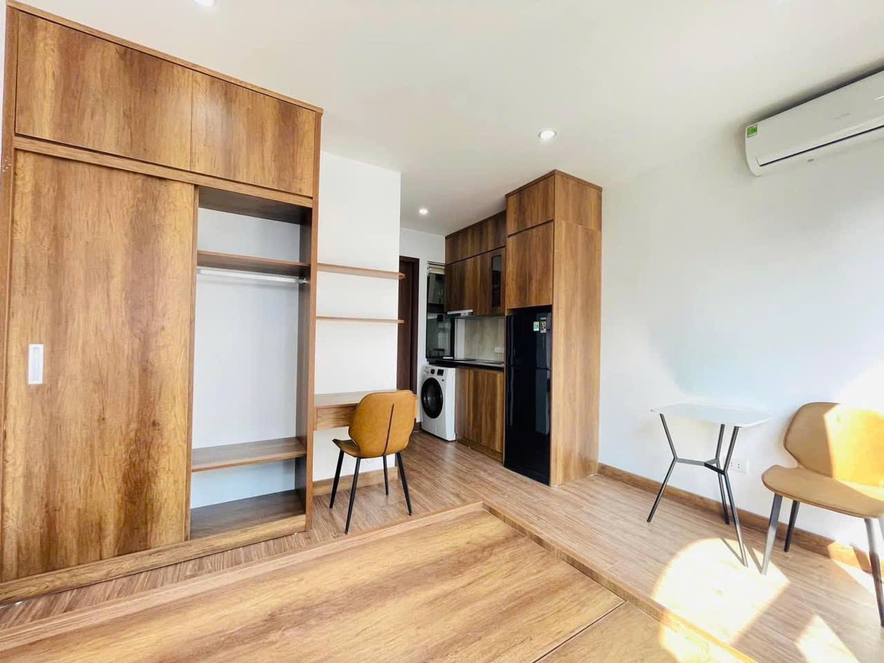 Bán gấp CHDV Nơ Trang Long - Hẻm ô tô -75m2 (4x18m) - 6 tầng -13 CHDV cho thuê -DT 55tr / tháng - Ảnh 1