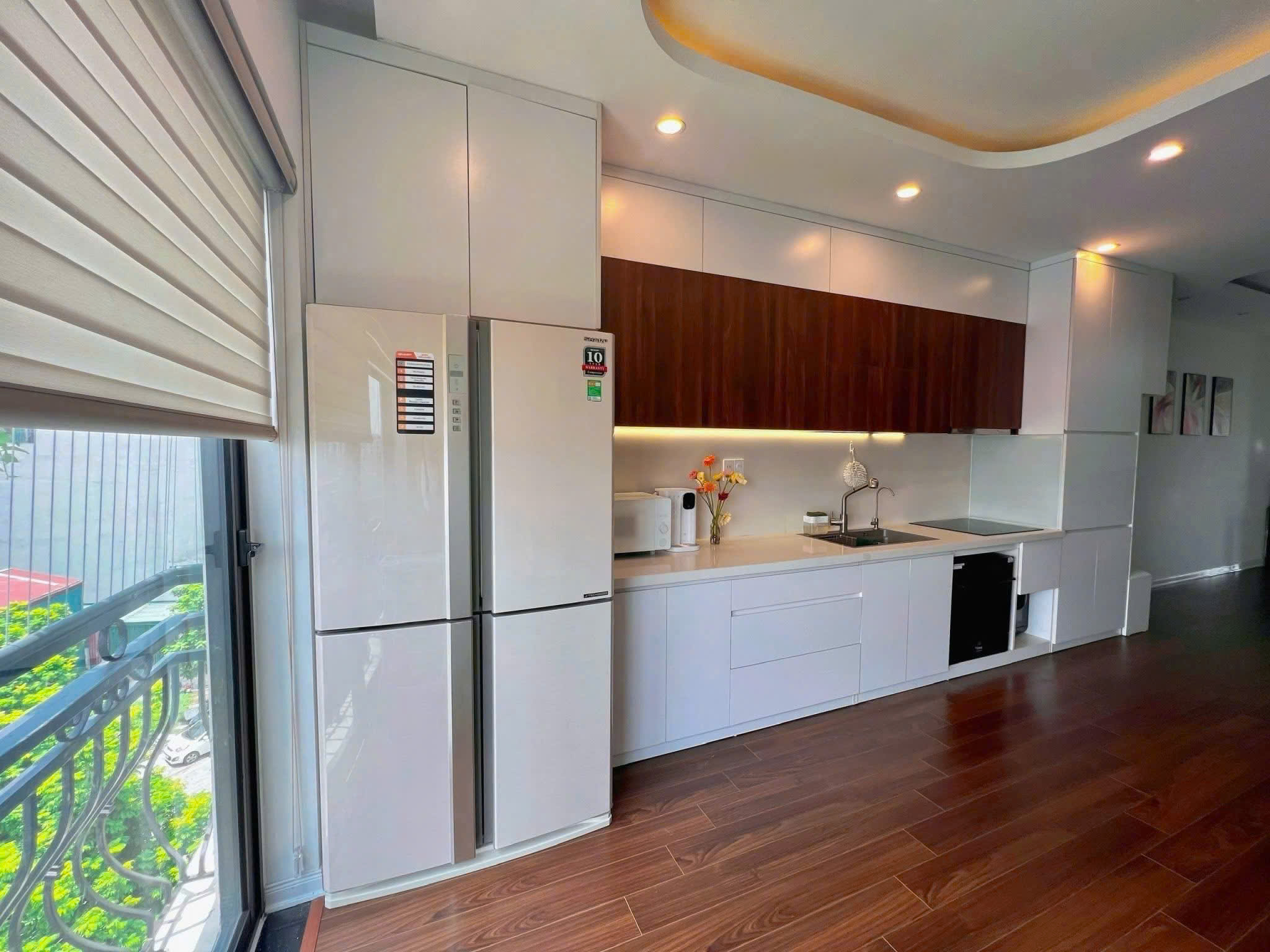 BÁN NHÀ LÔ GÓC LÂM HẠ - VỊ TRÍ ĐẮC ĐỊA, THANG MÁY NHẬP KHẨU, FULL NỘI THẤT – HƠN 15 TỶ - Ảnh 4