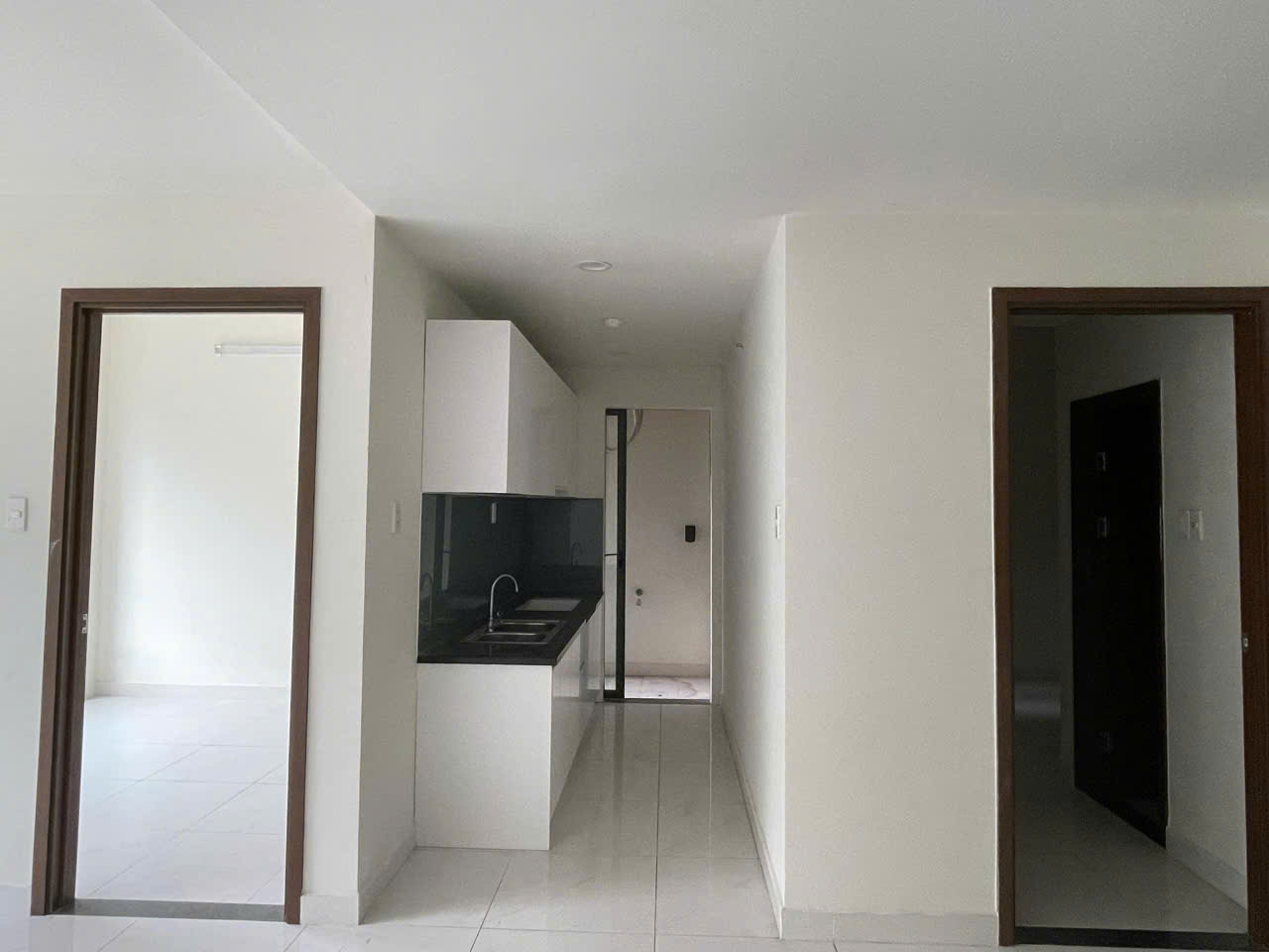 Cho thuê căn hộ 2PN 8tr, Phạm Thế Hiển, Q.8 - Ảnh 1