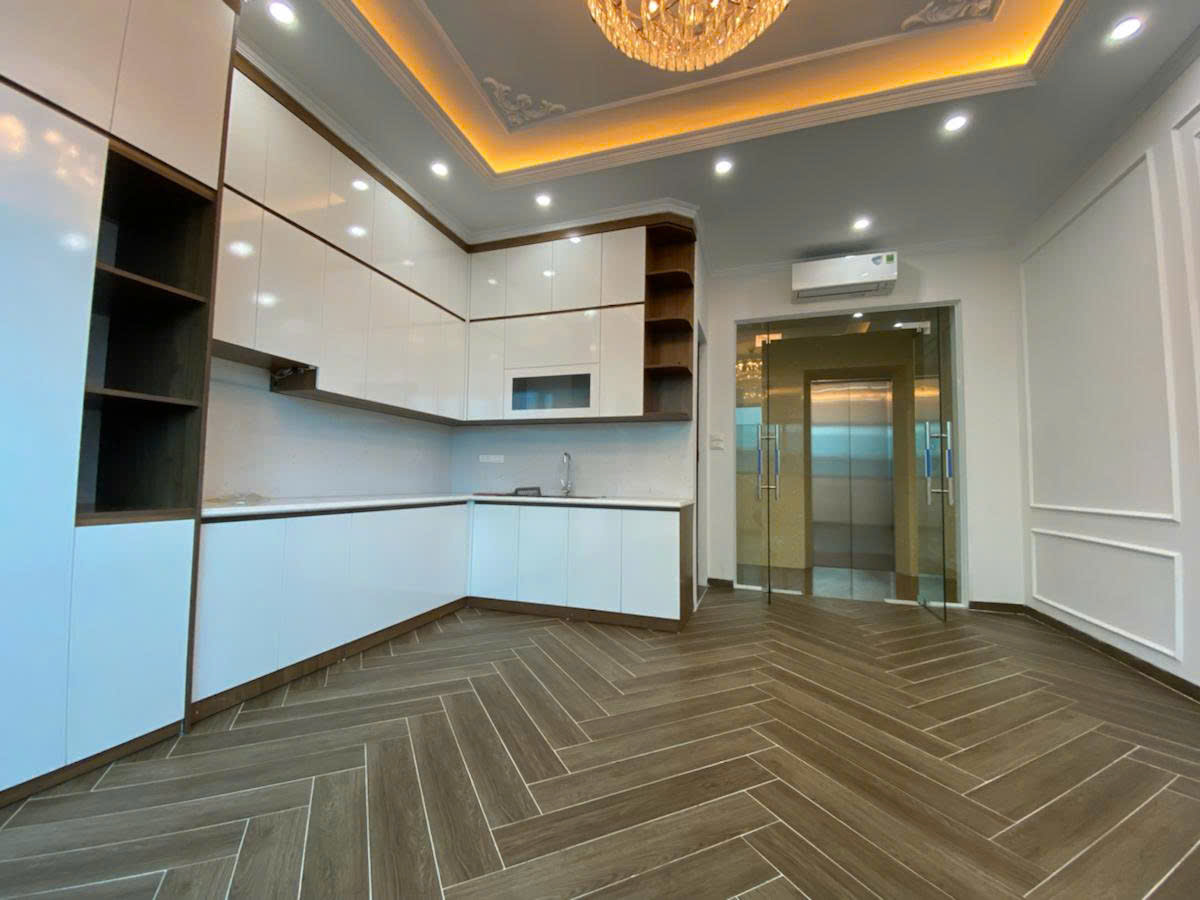 : NHÀ ĐẸP VŨ TÔNG PHAN MẶT NGÕ KINH DOANH,2 THOÁNG TRƯỚC SAU,NGÕ Ô TÔ THÔNG 37M, GIÁ 12,5 tỷ - Ảnh 4