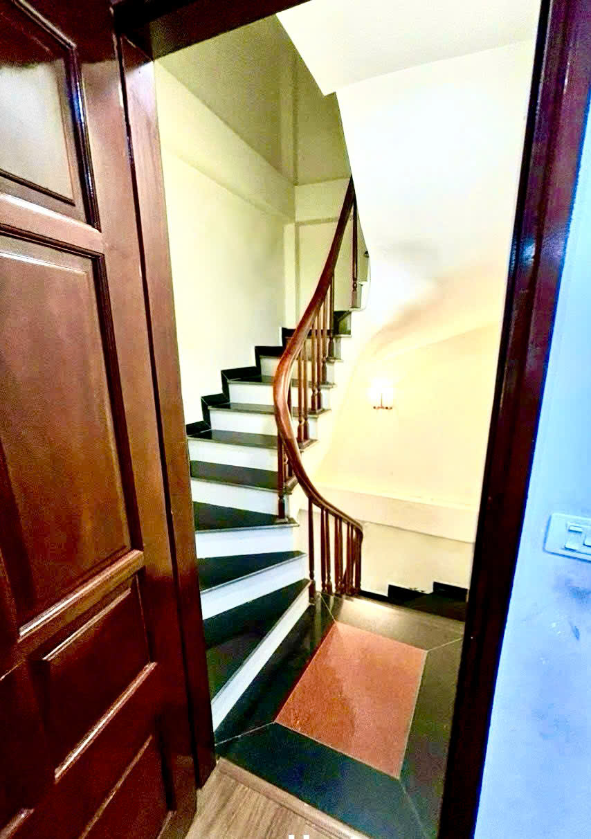 Bán nhà riêng 30m x 5T giá 7 tỷ tại  Minh Khai, quận Hai Bà Trưng, ngõ 3 gác tránh xe máy - Ảnh 2