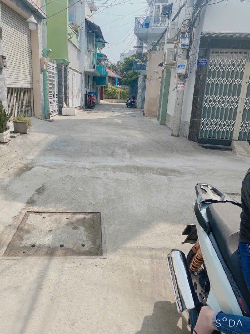 QUẬN 7 - NHÀ 4 TẦNG GIÁ CHỈ 2 tỷ 1- CHO THUÊ 1 tháng 8 TRIỆU - Ảnh 3
