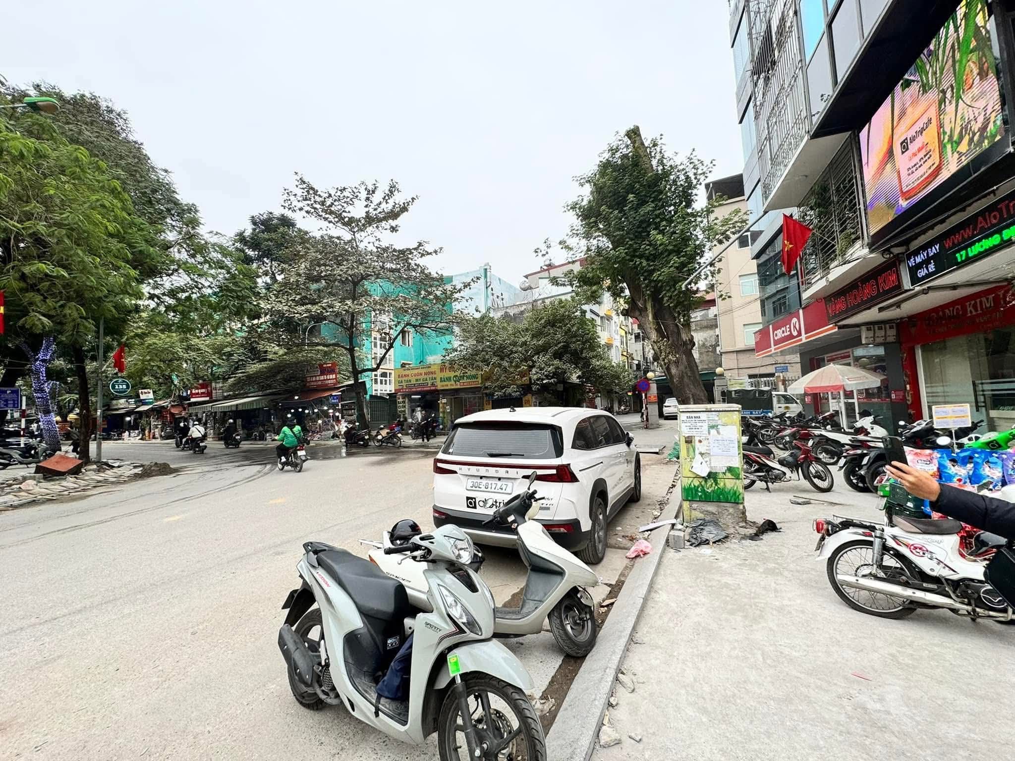 BÁN NHÀ MẶT PHỐ LƯƠNG ĐỊNH CỦA ĐỐNG ĐA, VỊ TRÍ KINH DOANH ĐẸP - 10 TẦNG - DT 83M2 GIÁ 59 TỶ - Ảnh chính