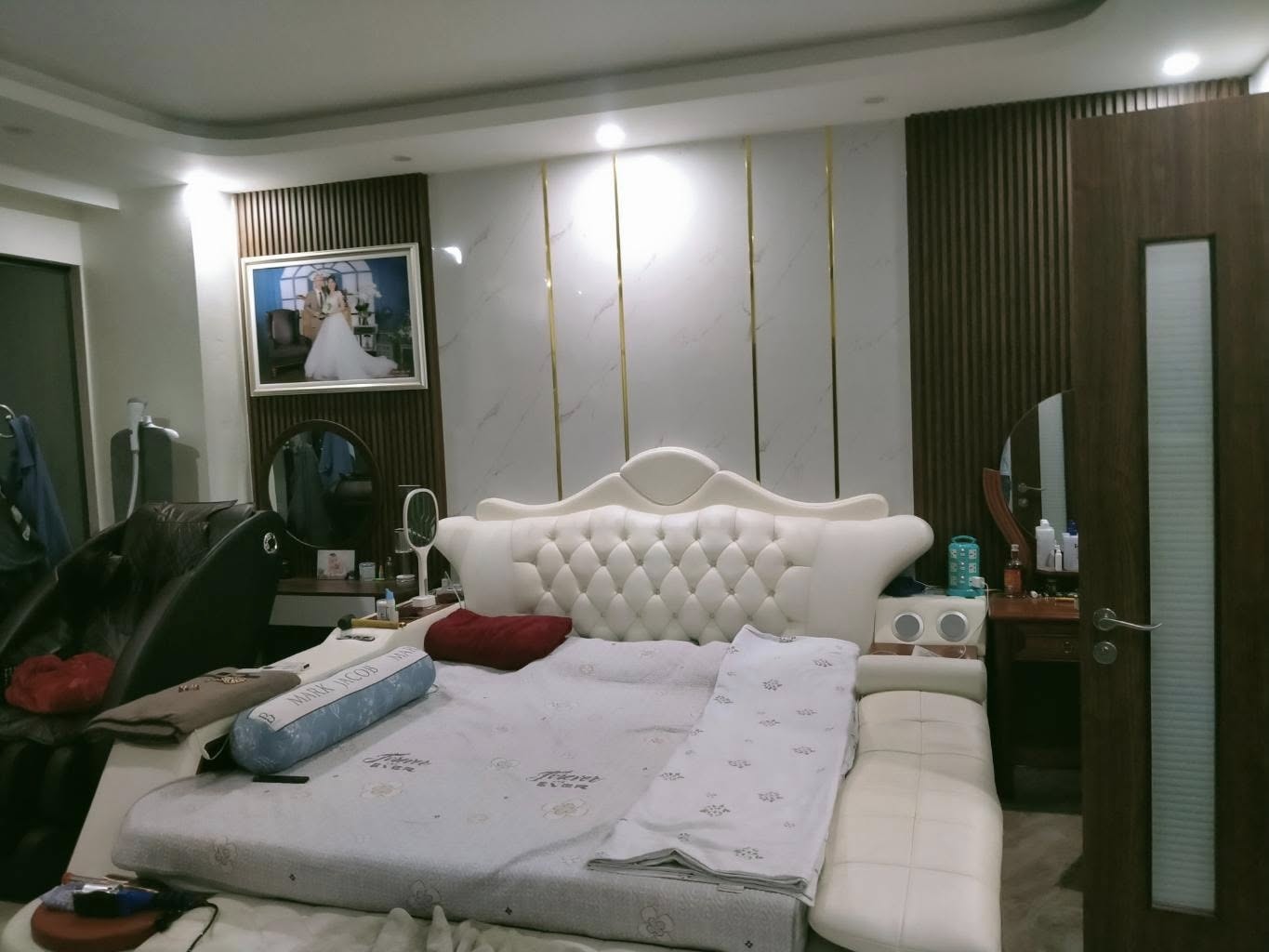 Bán nhà Hoàng Quốc Việt, lô góc 3 mặt thoáng, ô tô vòng quanh, 80m chỉ 23 tỷ - Ảnh 3