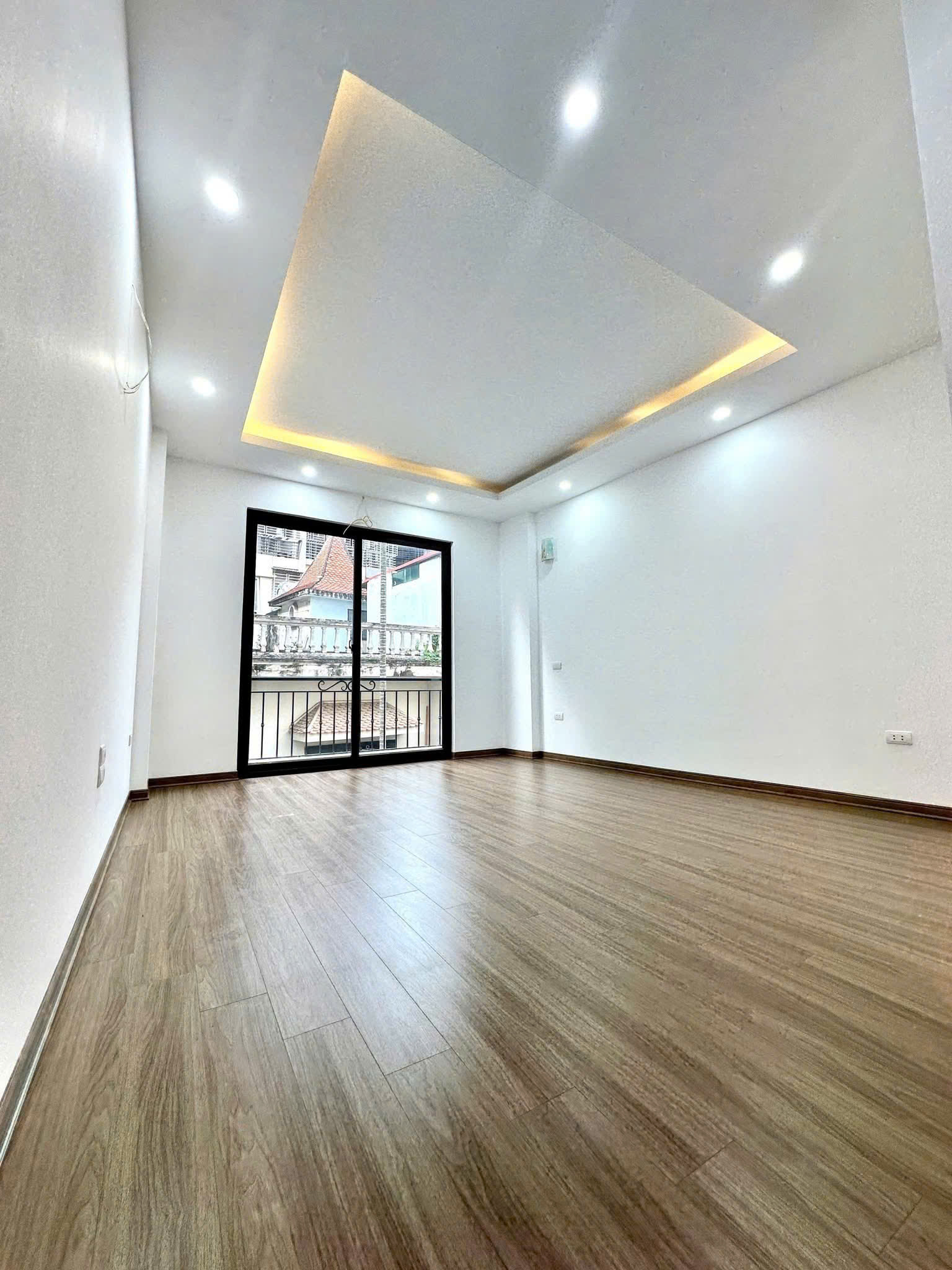 🏡 SIÊU PHẨM NHÀ ĐẸP – TRUNG TÂM XUÂN LA, TÂY HỒ – CHỈ 8.5 TỶ - Ảnh 2
