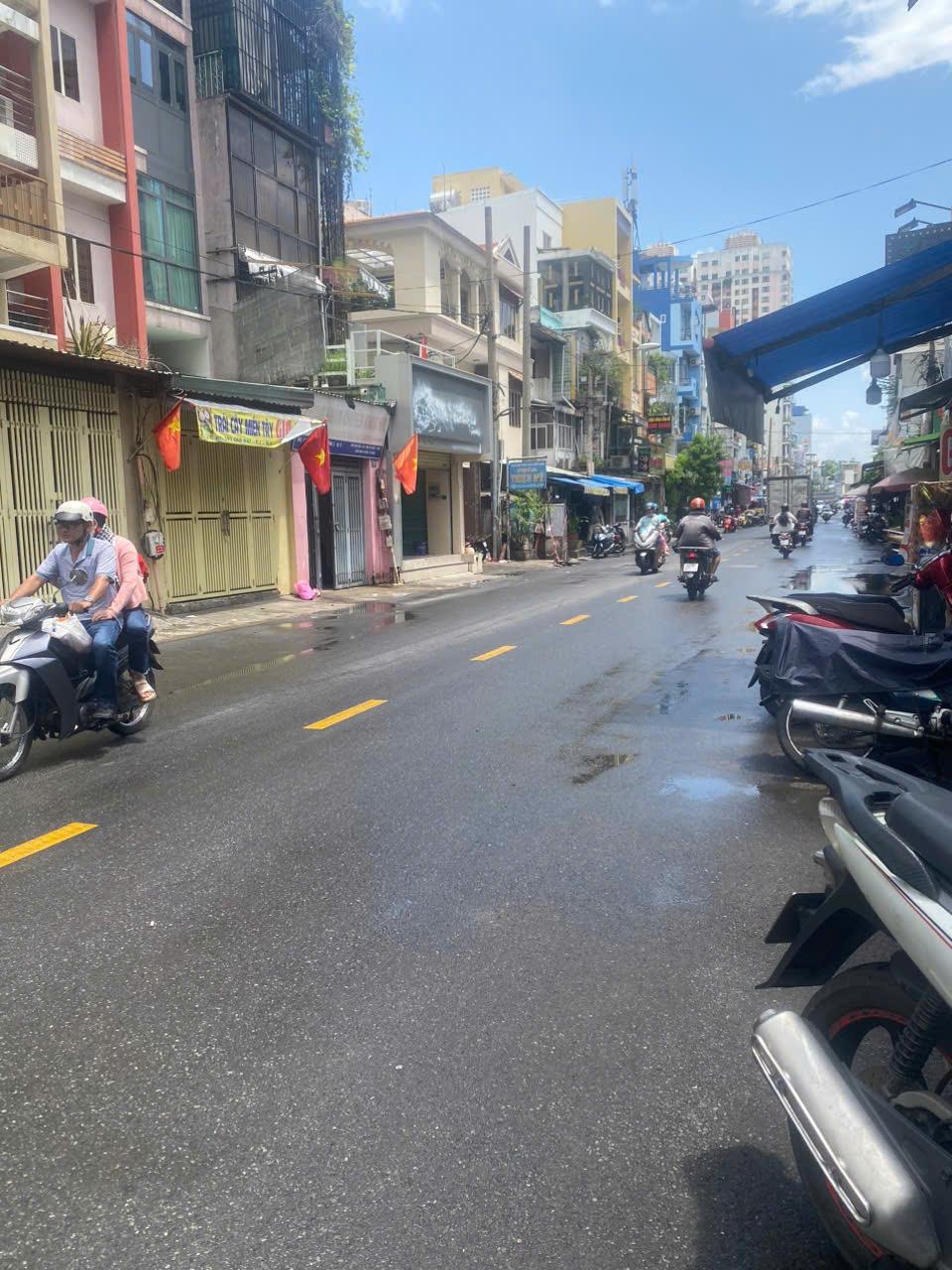 *@@10TỶ XÍU XIU_Nhà Mặt Tiền KD Ngay Nguyễn Biểu – Cao Đạt Quận 5, 4Tầng,Giao Nhà Ngay. - Ảnh 1