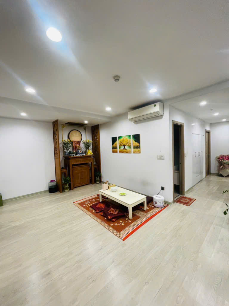 BÁN CĂN HỘ CAO CẤP CHUNG CƯ HỒNG TIẾN 114M, LÔ GÓC, 3 NGỦ, 2 WC, 2 BAN CÔNG. - Ảnh chính