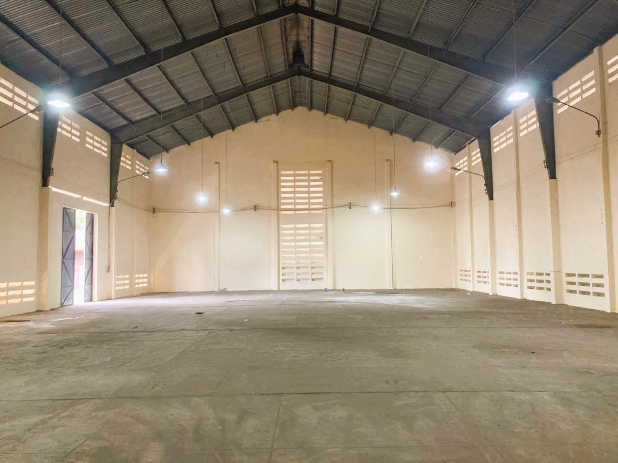 Cho thuê kho - bãi trống tại hóc môn - Ảnh chính