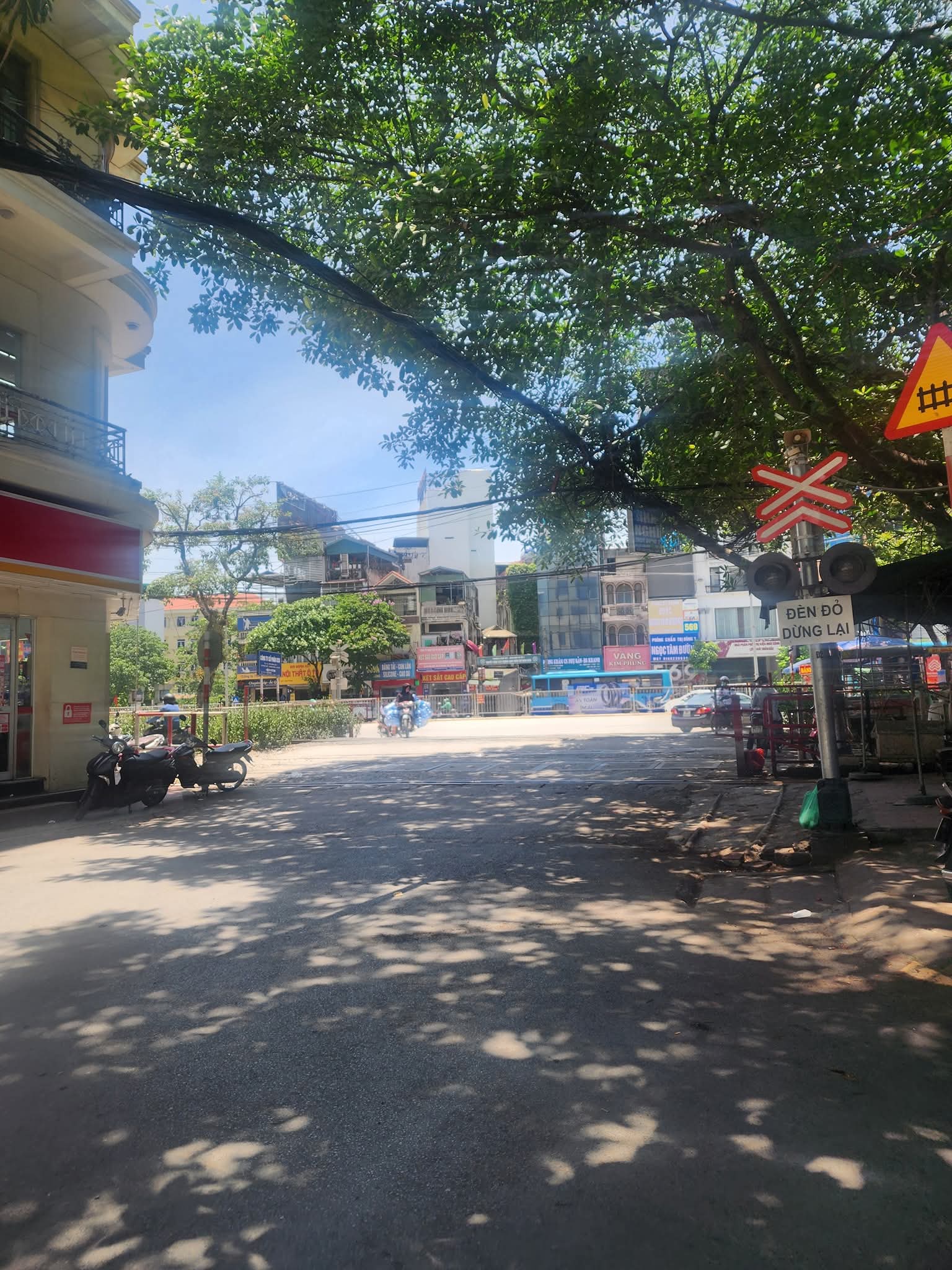 BÁN NHÀ RIÊNG PHAN ĐÌNH GIÓT THANH XUÂN, NGÕ Ô TÔ TRÁNH KINH DOANH. DT 90M2 GIÁ 32 TỶ - Ảnh 1