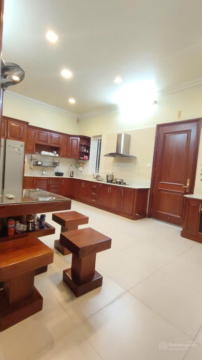 BÁN BIỆT THỰ CAO CẤP MT ĐƯỜNG 15M - 4 TẦNG 12,5*19M NHỈNH 130 TỶ - CĂN GÓC 3 MẶT THOÁNG, QUẬN 1 - Ảnh 3