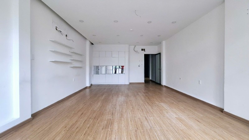 # MT Nguyễn Tri Phương gần cổng Sân Bay, 160m2, 2 tầng, 15.x tỷ - Ảnh 4