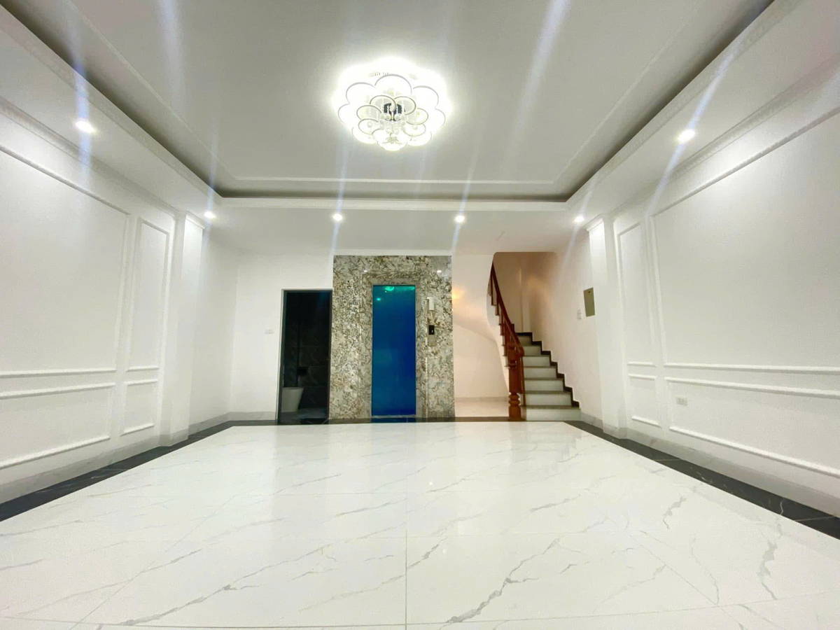 Bán Nhà Khuất Duy Tiến. Thanh Xuân. 7 Tầng Thang Máy. Ô Tô. DT 51m2. MT 5,5m. Giá 22,9 Tỷ. - Ảnh 1