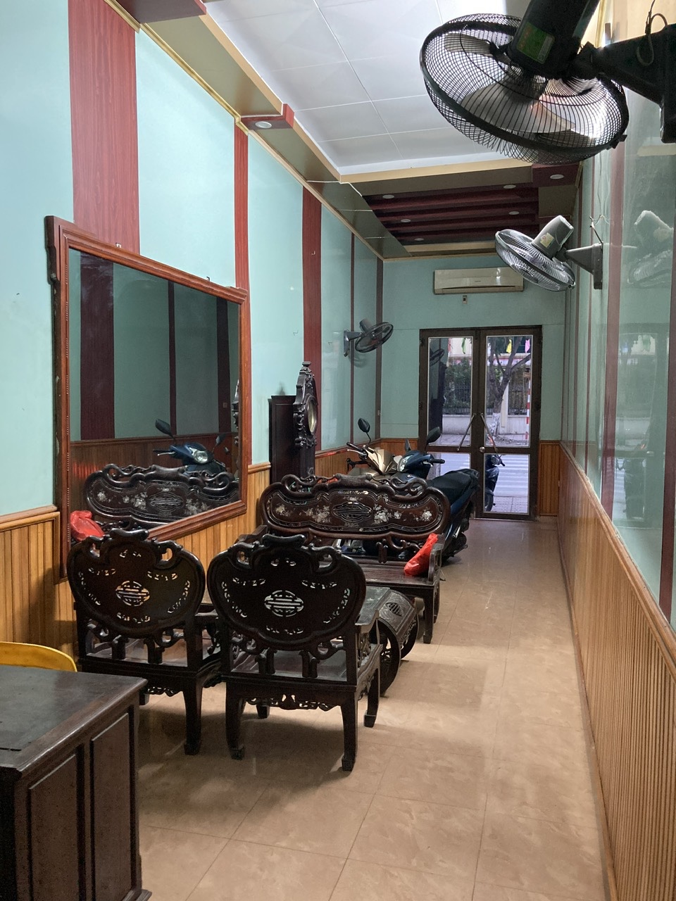 Cho thuê nhà mặt phố 2 tầng (50m2/ 1 sàn) ở 396 Hà Huy Tập, Yên Viên, Gia Lâm, Hà Nội - Ảnh chính