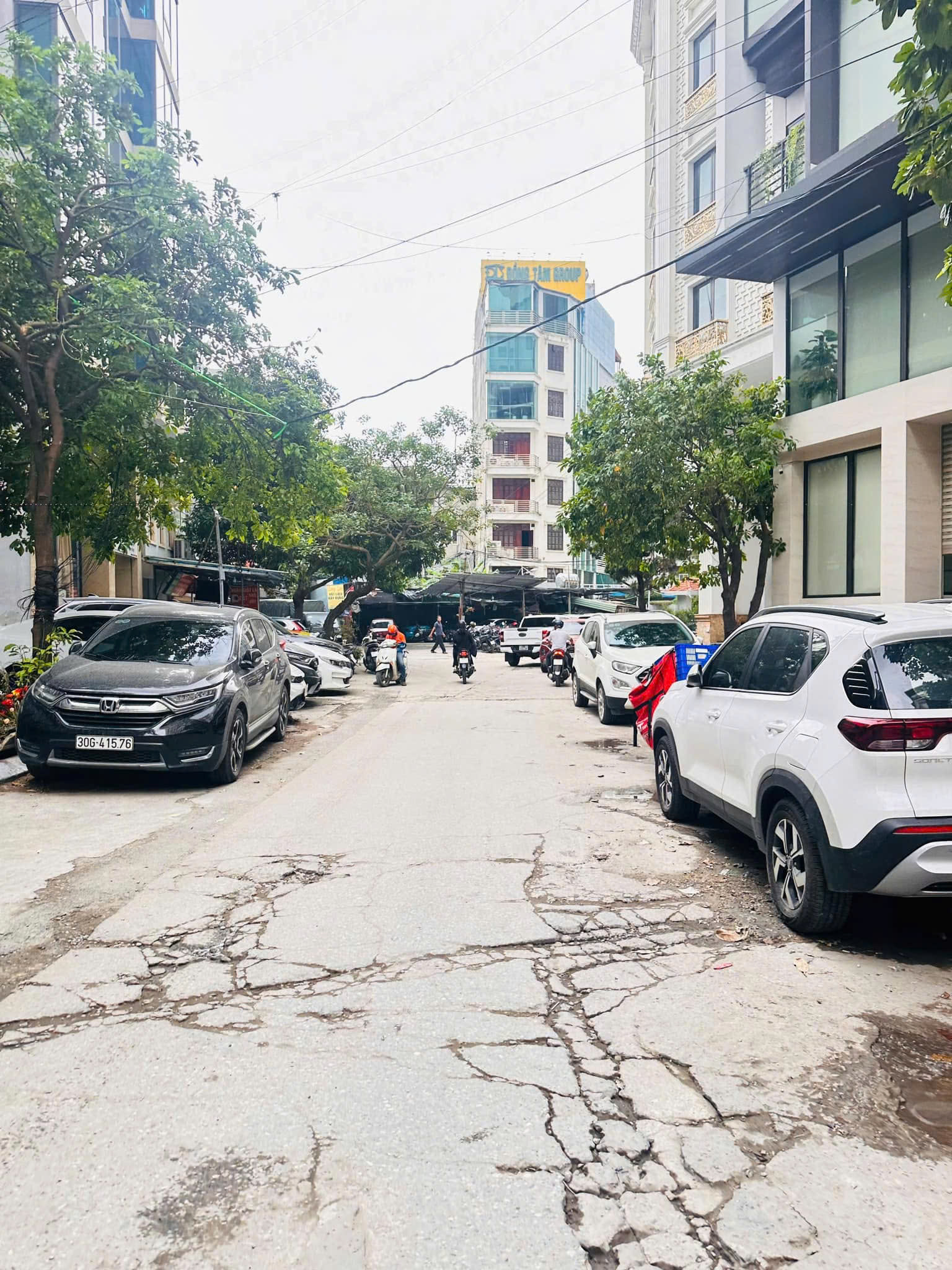 Nhà Ngõ 21 Lê Văn Lương, Ngay GOLDEN PALM, Lô Góc, 104m2 C4, MT 12.6m, Ô tô tránh, Vỉa he, Chỉ 43 Tỷ - Ảnh 3