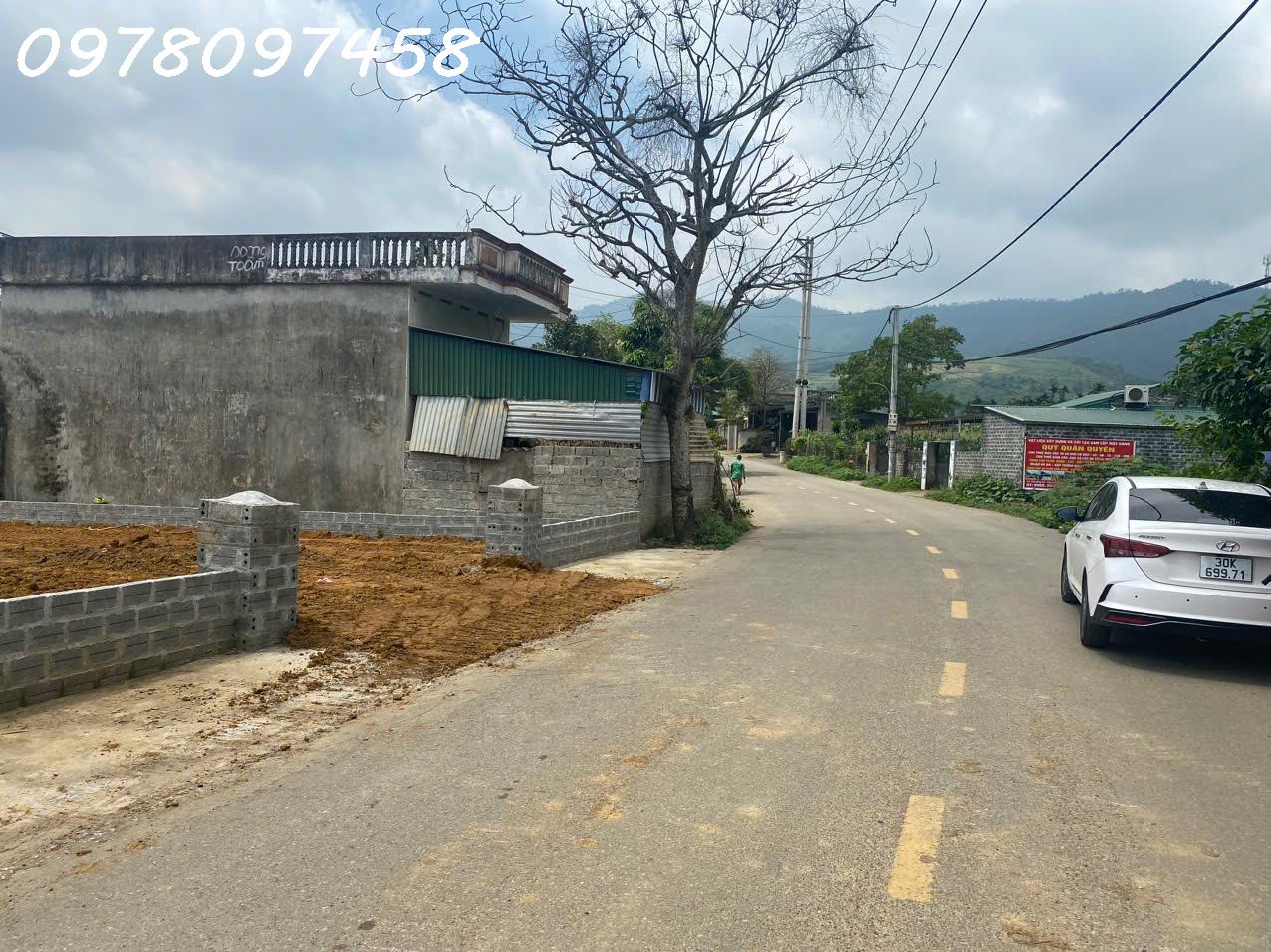 Bán nhanh lô đất mặt tiền đường nhựa Đồng Bèn, Đông Xuân, Quốc Oai, DT 451m2, giá đầu tư - Ảnh 1