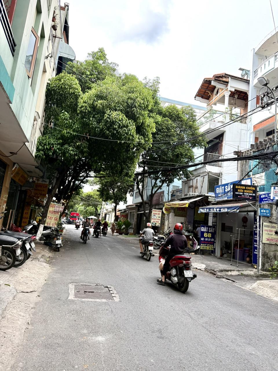 **Bán nhà 3 tầng mặt tiền Đông Hồ, phường 10, quận Tân Bình; (4x15); hơn 9 tỷ - Ảnh 4
