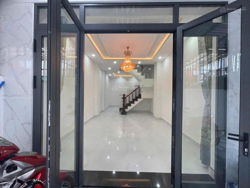 Nhà 3 lầu 4pn xe hơi vào nhà, ngay uỷ ban P Thạnh Xuân, Chợ, Trường Nguyễn Văn Thệ - Ảnh 3