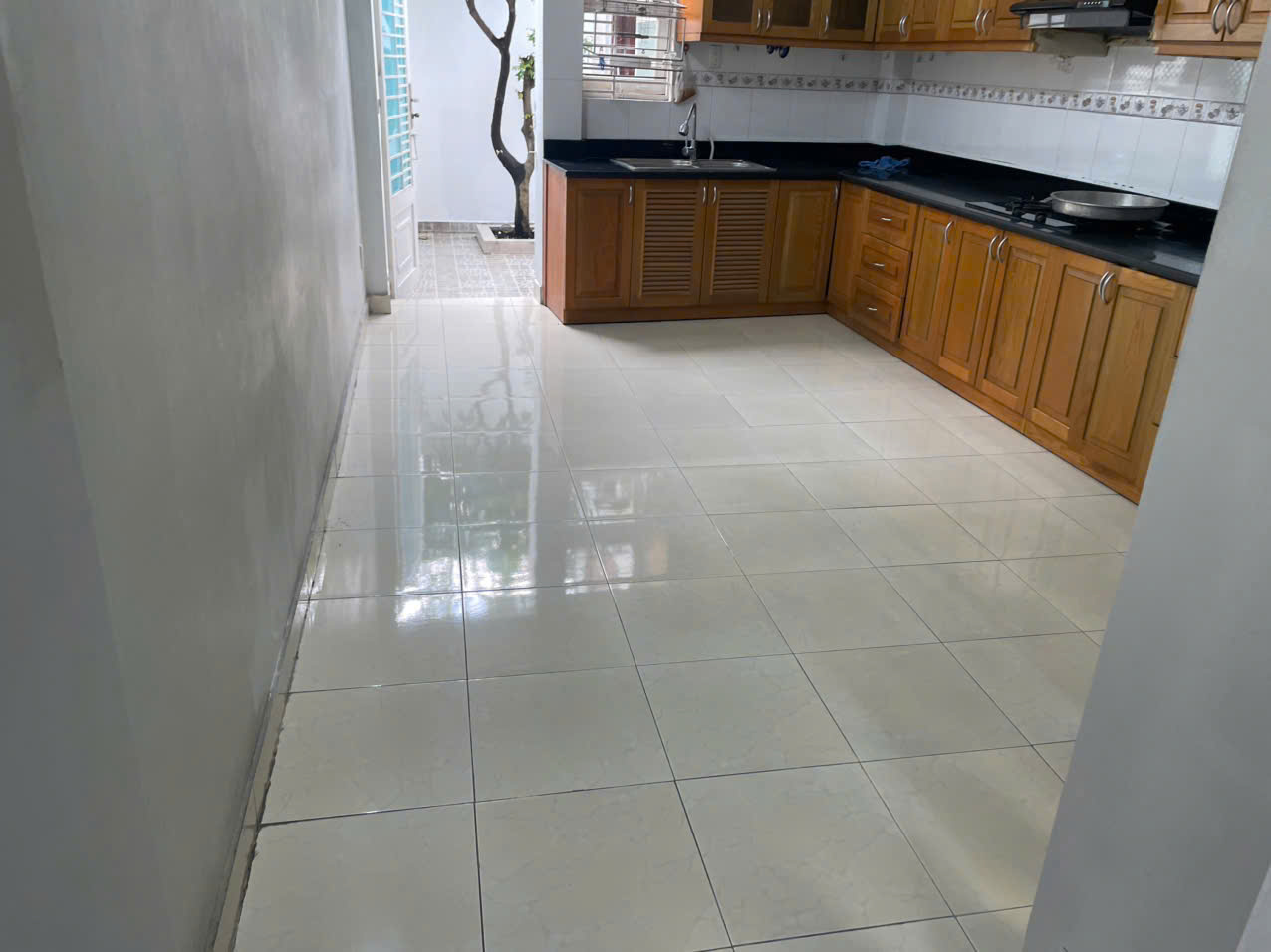 CHO THUÊ NHÀ 1 TRỆT 2 LẦU MỚI SƠN SỬA, 87M2 (DTSD=260M2), 3PN, GIÁ TỐT - Ảnh 2