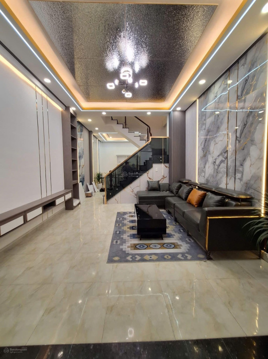 Nhà Phố Thạnh Xuân 25, siêu đẹp, sân xe hơi, ngay sát Thạnh Xuâ 25, đường 32m đang làm - Ảnh 1