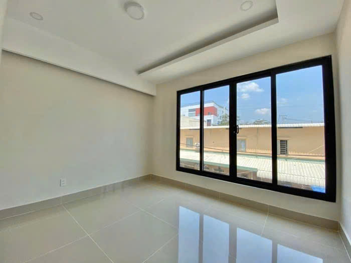 Bán nhà 6,5 tỷ gần siêu thị emart ,  hẻm oto, đường phan văn trị   hẻm 354 Phan Văn Trị , - Ảnh 1
