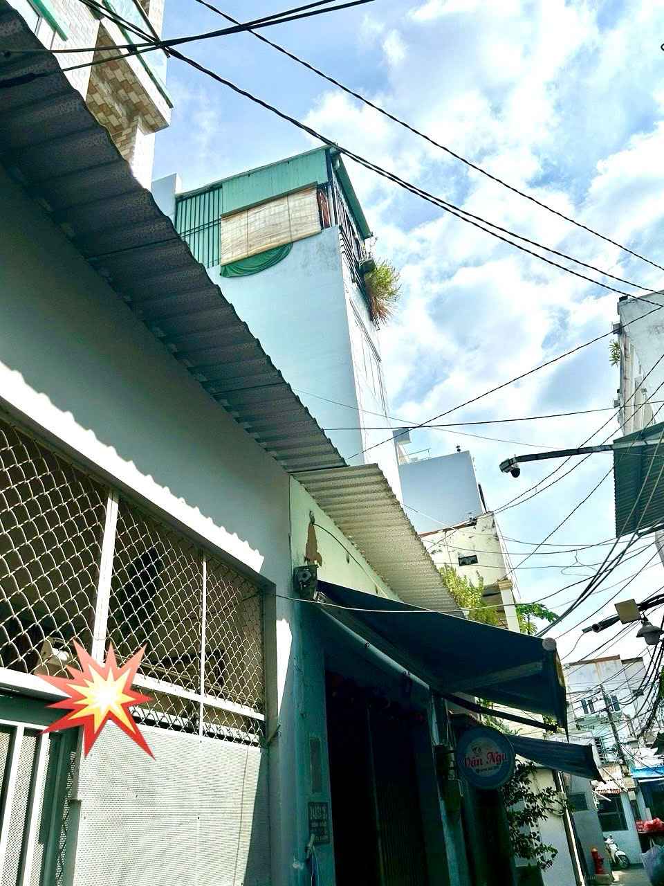 BÁN NHÀ 2 TẦNG, 149M², NGÕ TÔN ĐẢN, QUẬN 4, GIÁ 9.8 TỶ - VỊ TRÍ VÀNG, SỔ HỒNG CHÍNH CHỦ - Ảnh 2