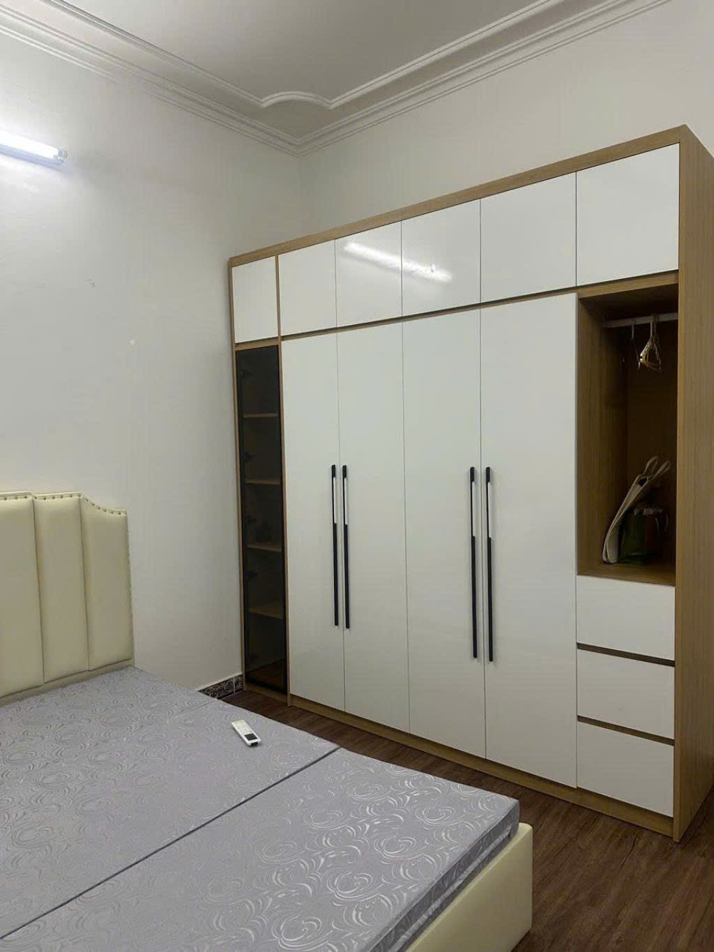 NHÀ MẶT PHỐ HỒNG TIẾN 80M, 4T, MT4M, 2 THOÁNG, NGẬP TRÀN TIỆN ÍCH 5*, DÒNG TIỀN TỐT. - Ảnh 2