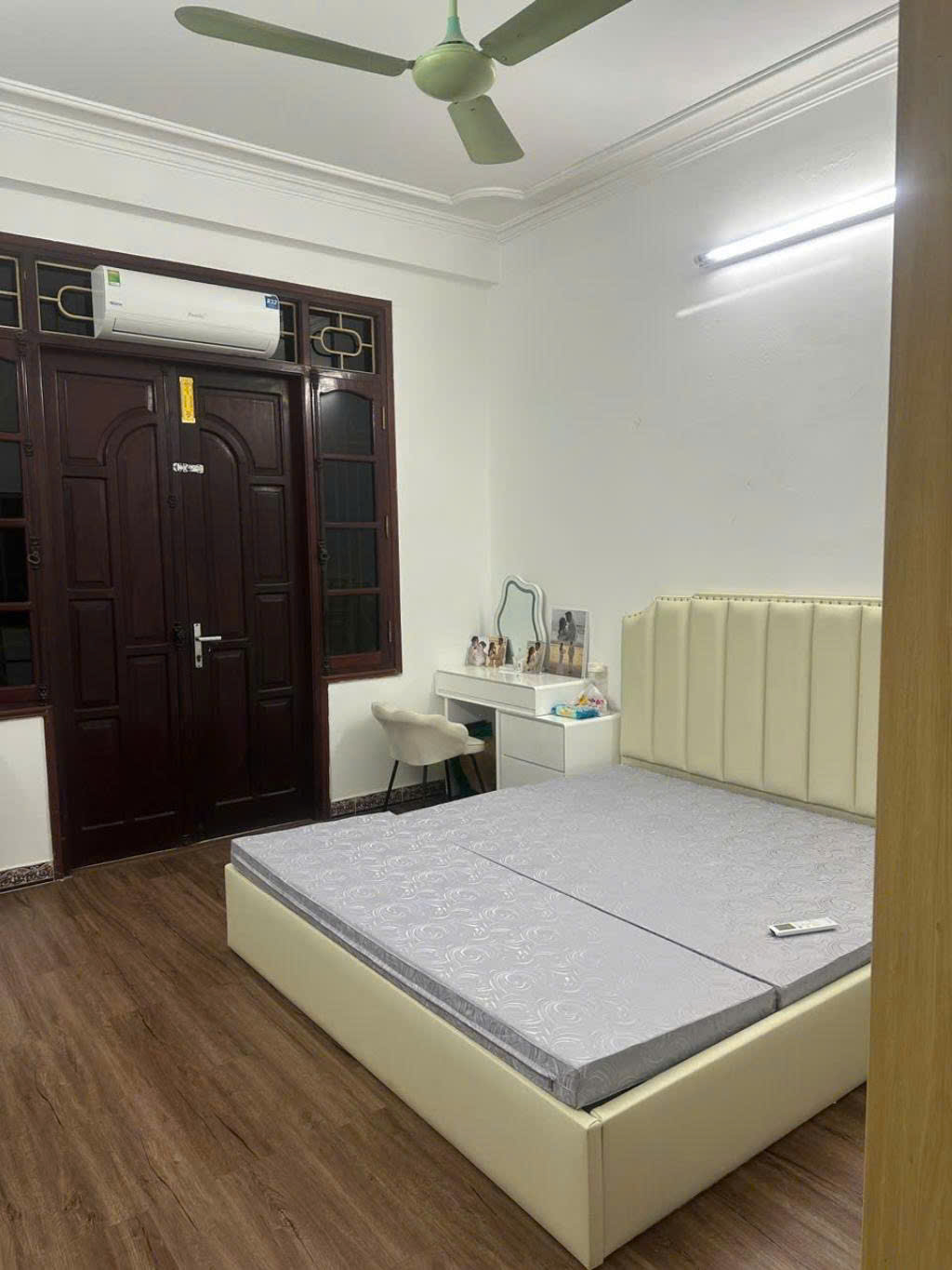 NHÀ MẶT PHỐ HỒNG TIẾN 80M, 4T, MT4M, 2 THOÁNG, NGẬP TRÀN TIỆN ÍCH 5*, DÒNG TIỀN TỐT. - Ảnh chính