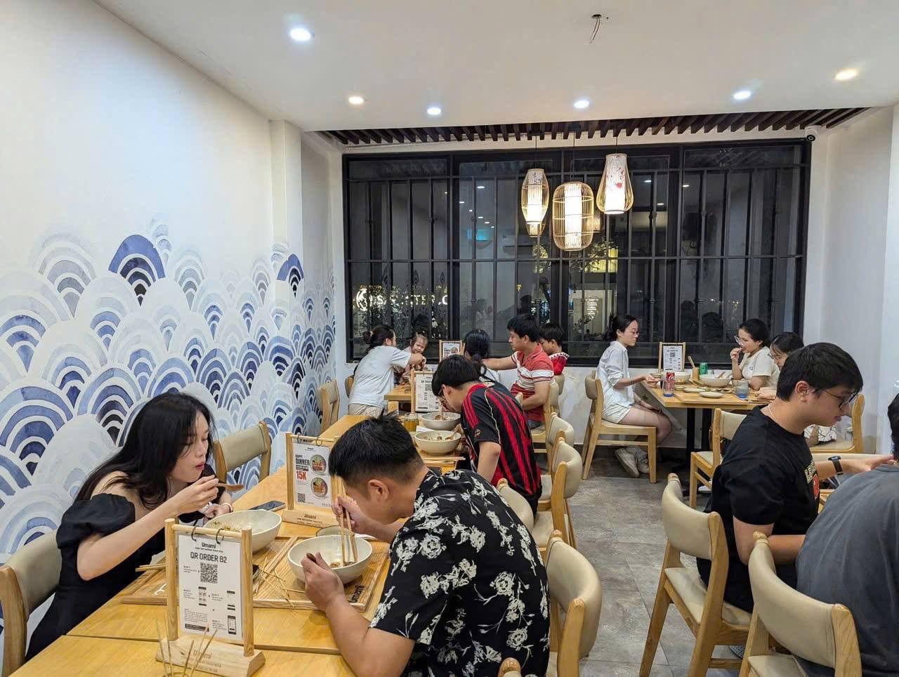 CHO THUÊ MẶT BẰNG KINH DOANH TẠI MẶT PHỐ HOÀNG CẦU - Ảnh 1