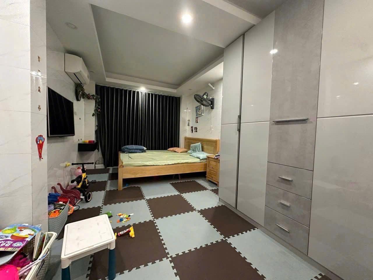 Bán Nhà Văn Chương Tôn Đức Thắng Kinh Doanh - Ô Tô. DT 43m2 5 tầng MT 3.5m Giá 13.5 tỷ - Ảnh 2