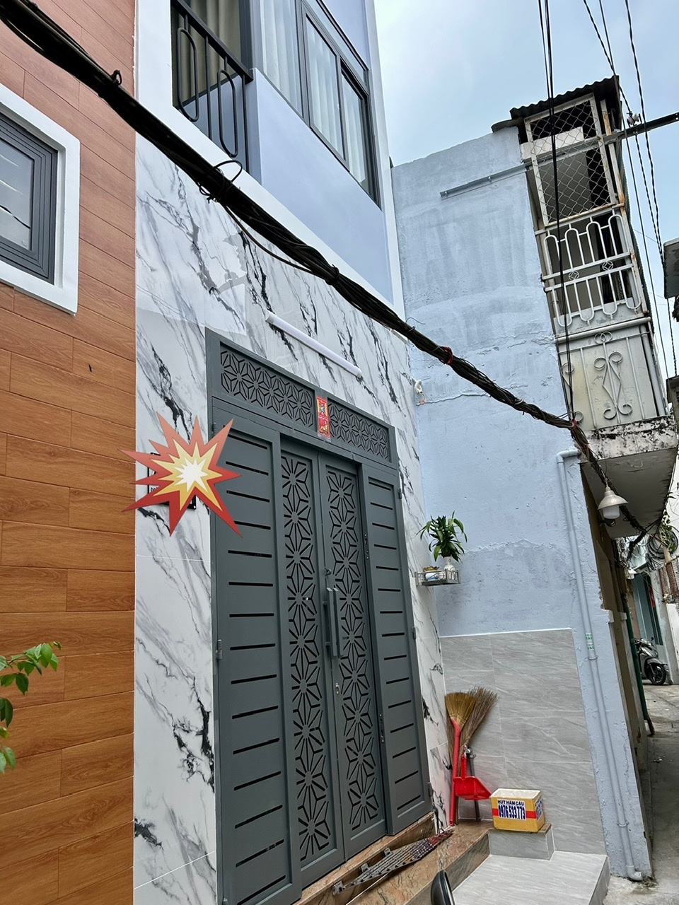 BÁN NHÀ 5 TẦNG ĐƯỜNG ĐÒN VĂN BƠ- GẦN CHỢ XÓM CHIẾU, TRƯỜNG HỌC NGUYỄN TẤT THÀNH- QUA QUẬN 1 CHỈ 2 - Ảnh 1