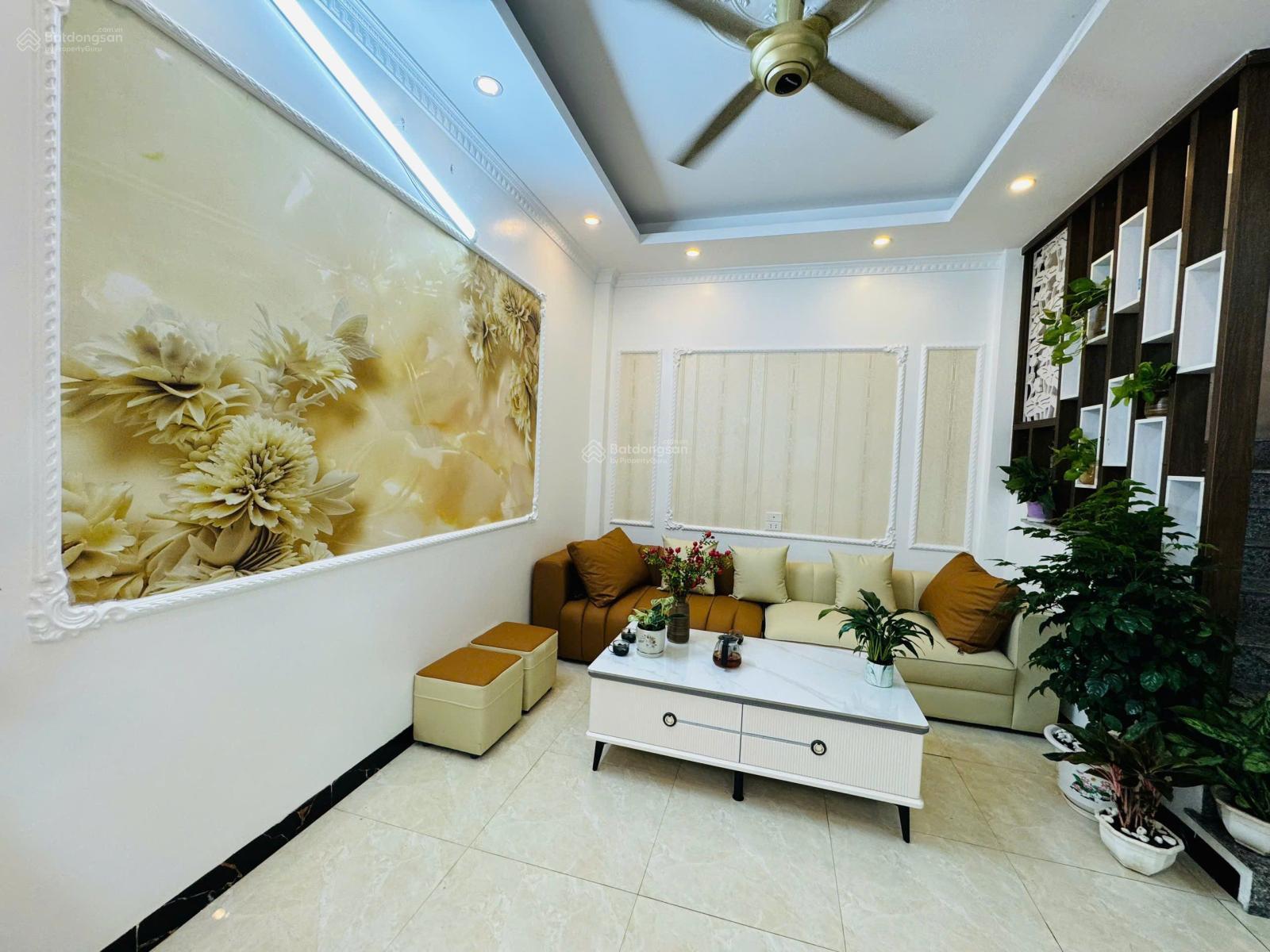 Bán nhà Phúc Lợi Long Biên, DT 35m2 * 5 tầng giá 5 tỷ 1 gần trường, chợ dân trí cao - Ảnh 1