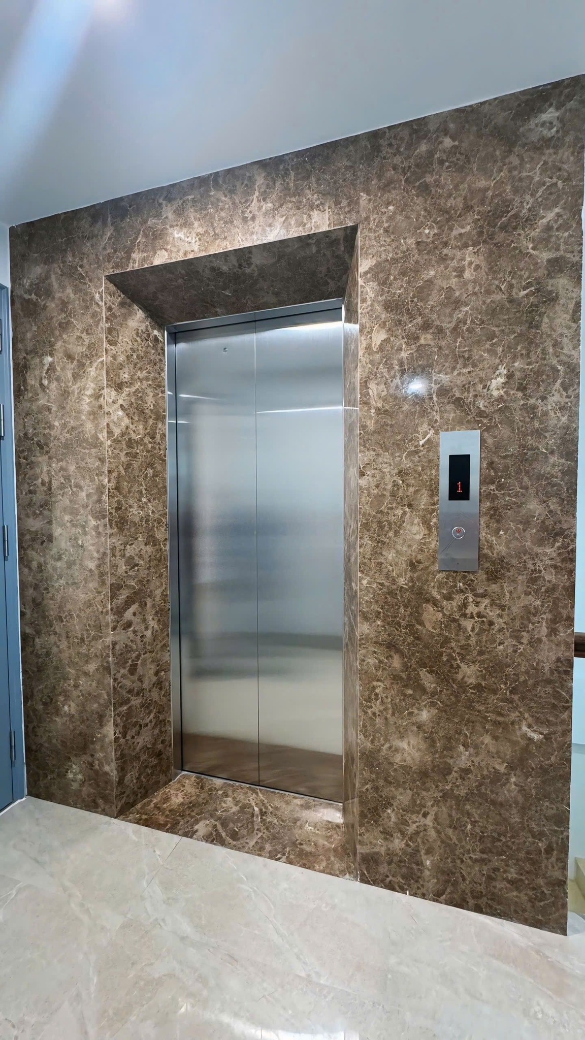 Bán Tòa Building Mặt Phố Tô Vĩnh Diện (Hoàng Văn Thái) 120m/8Tầng/MT 6m 72 Tỷ - Ảnh 3
