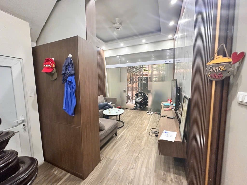 Bán nhà Phố Chùa Hà (Ngõ 260 Cầu Giấy) 42m x 4 Tầng, MT 3.9m 12.5 Tỷ, Mới đẹp - Ảnh 1