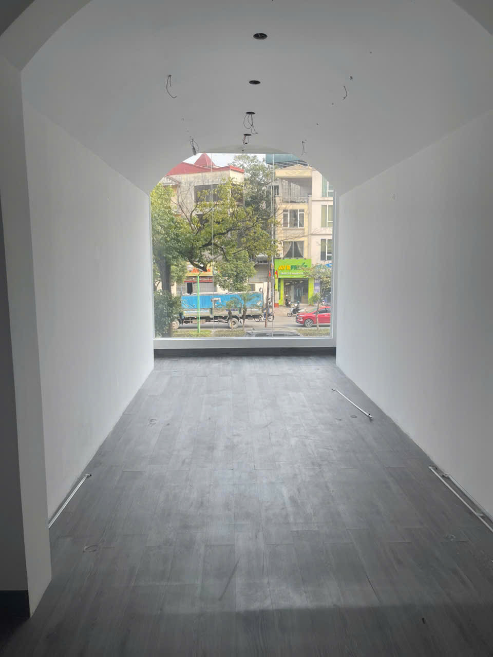 CHO THUÊ NHÀ NGUYÊN CĂN 3 TẦNG TẠI LONG BIÊN, HÀ NỘI GIÁ 25 TRIỆU - Ảnh 2