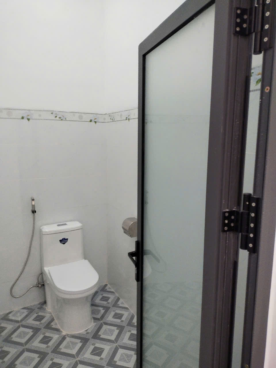 Bán nhà hẻm ô tô gần biển, cách đường Phạm Văn Đồng, Vĩnh Hoà, Nha Trang chỉ 100m. giá bán 3,7 tỷ - Ảnh 3